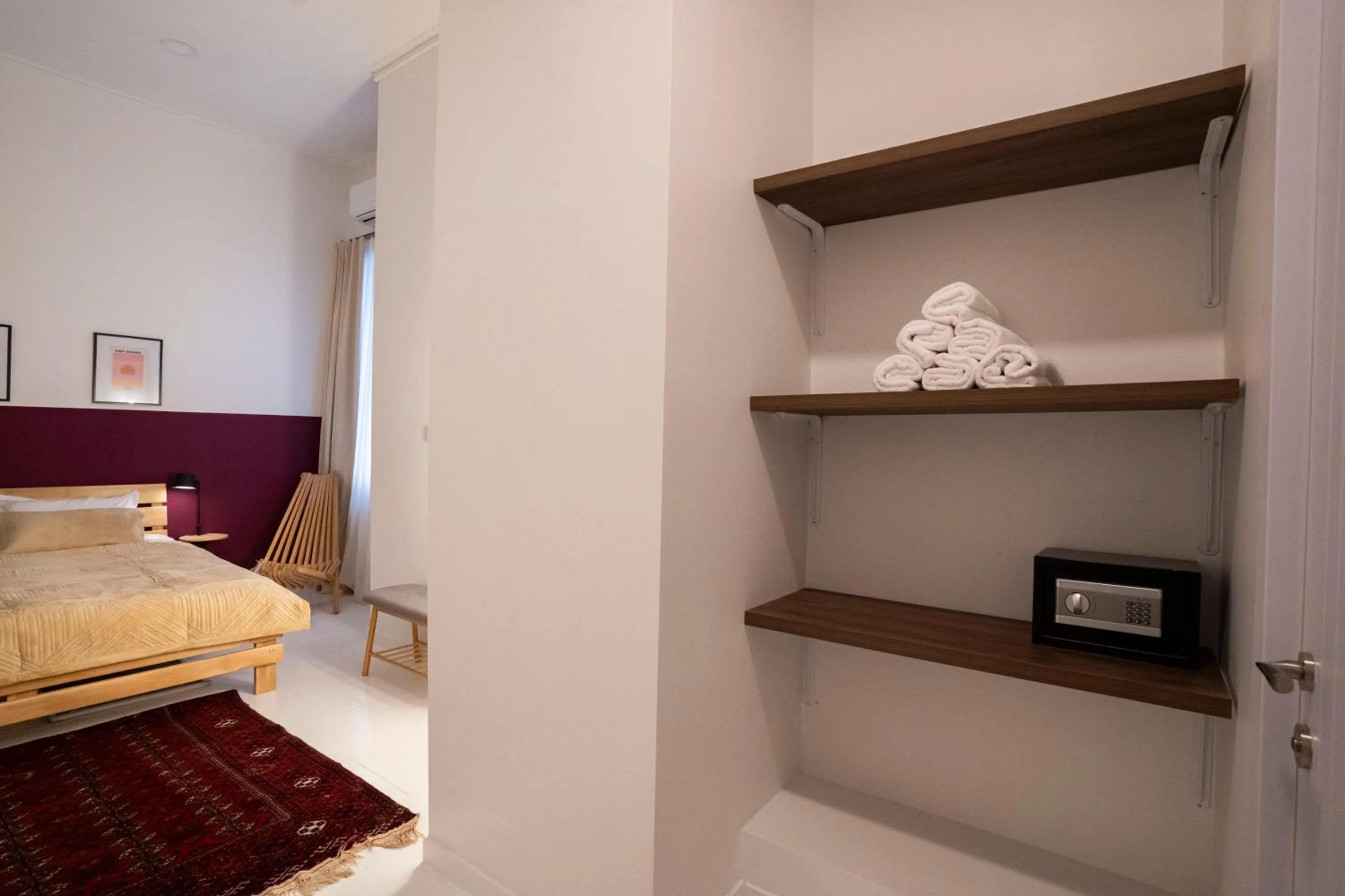 Bed in Sulitzer Residence