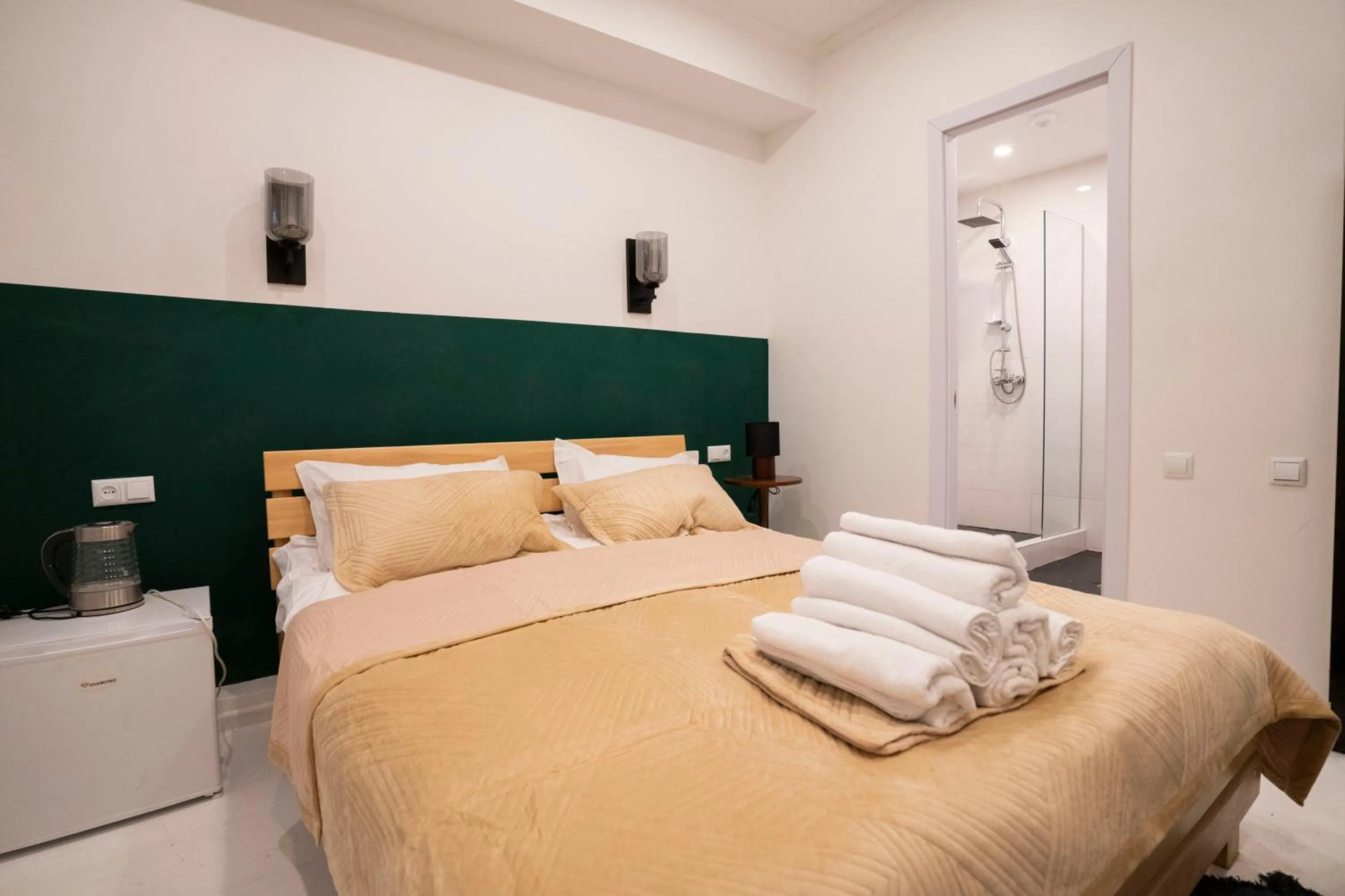 Bed in Sulitzer Residence