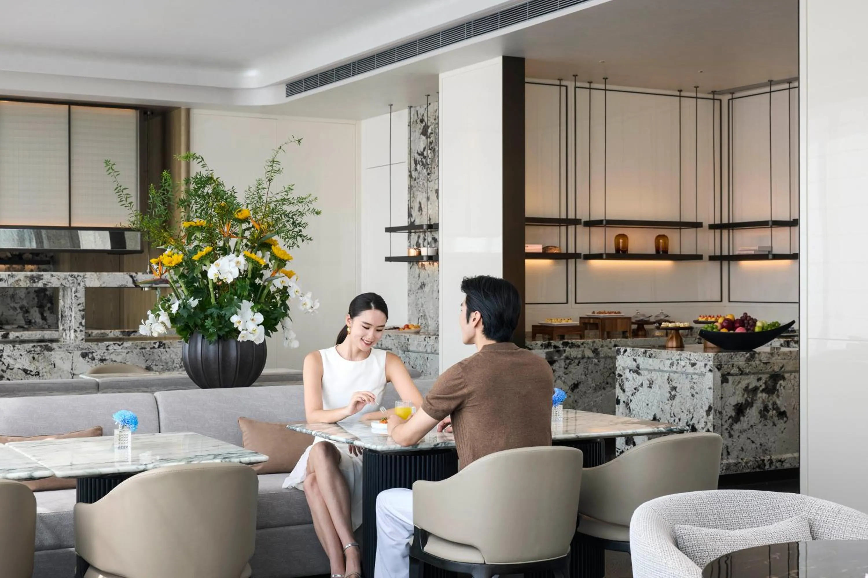 Restaurant/places to eat in Conrad Chongqing