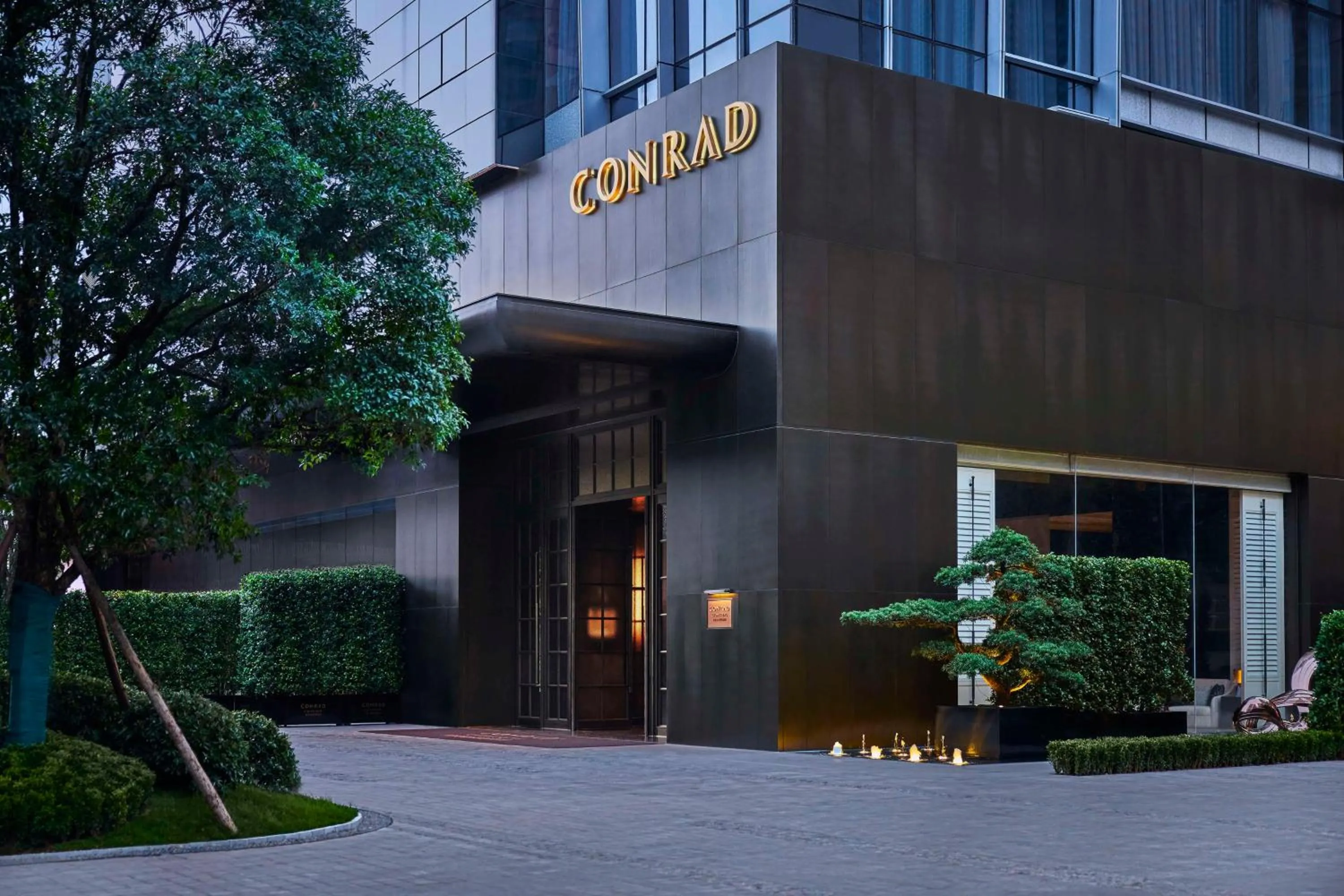 Property building in Conrad Chongqing