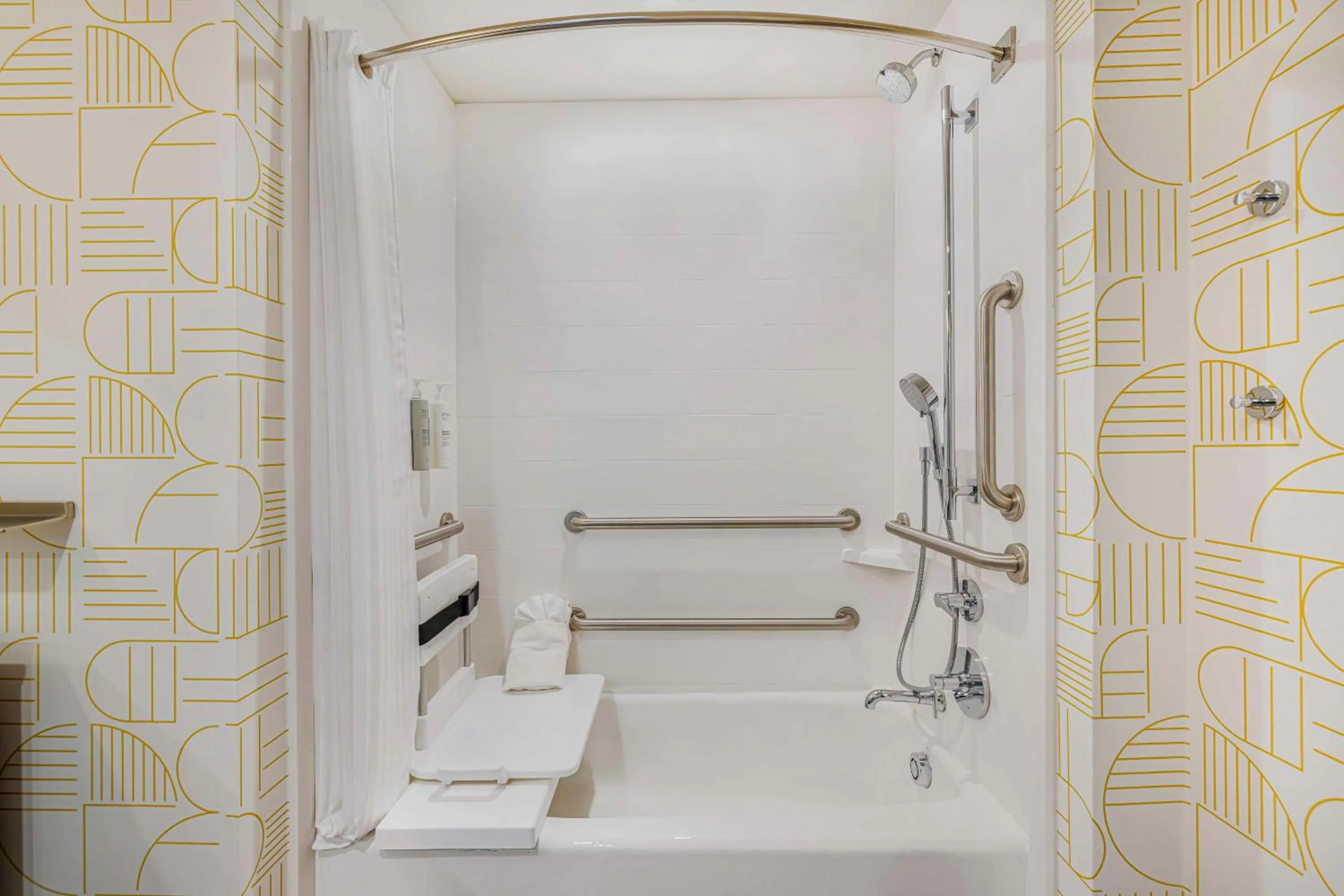 Bathroom in Home2 Suites By Hilton Colorado Springs Airport