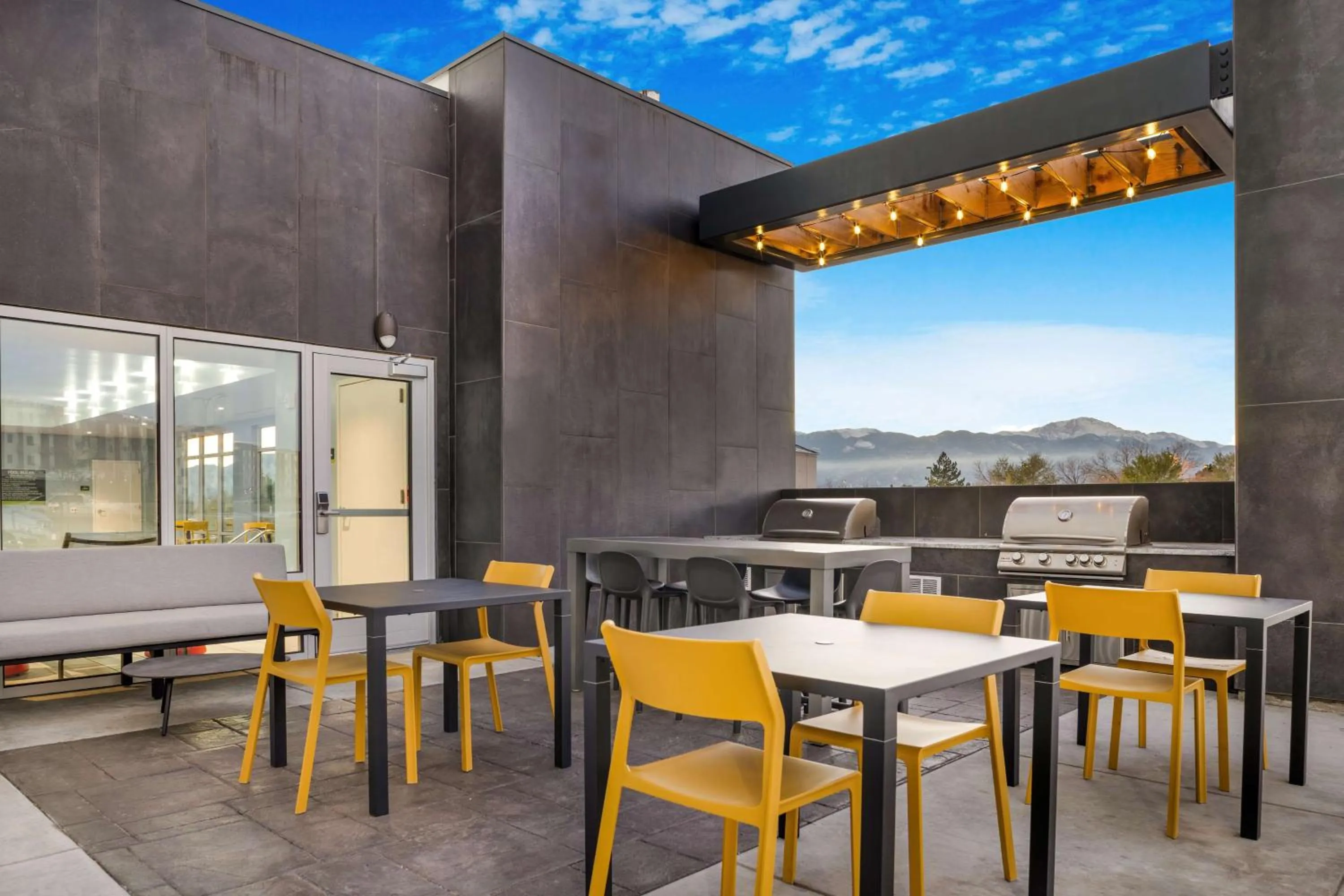 Patio in Home2 Suites By Hilton Colorado Springs Airport