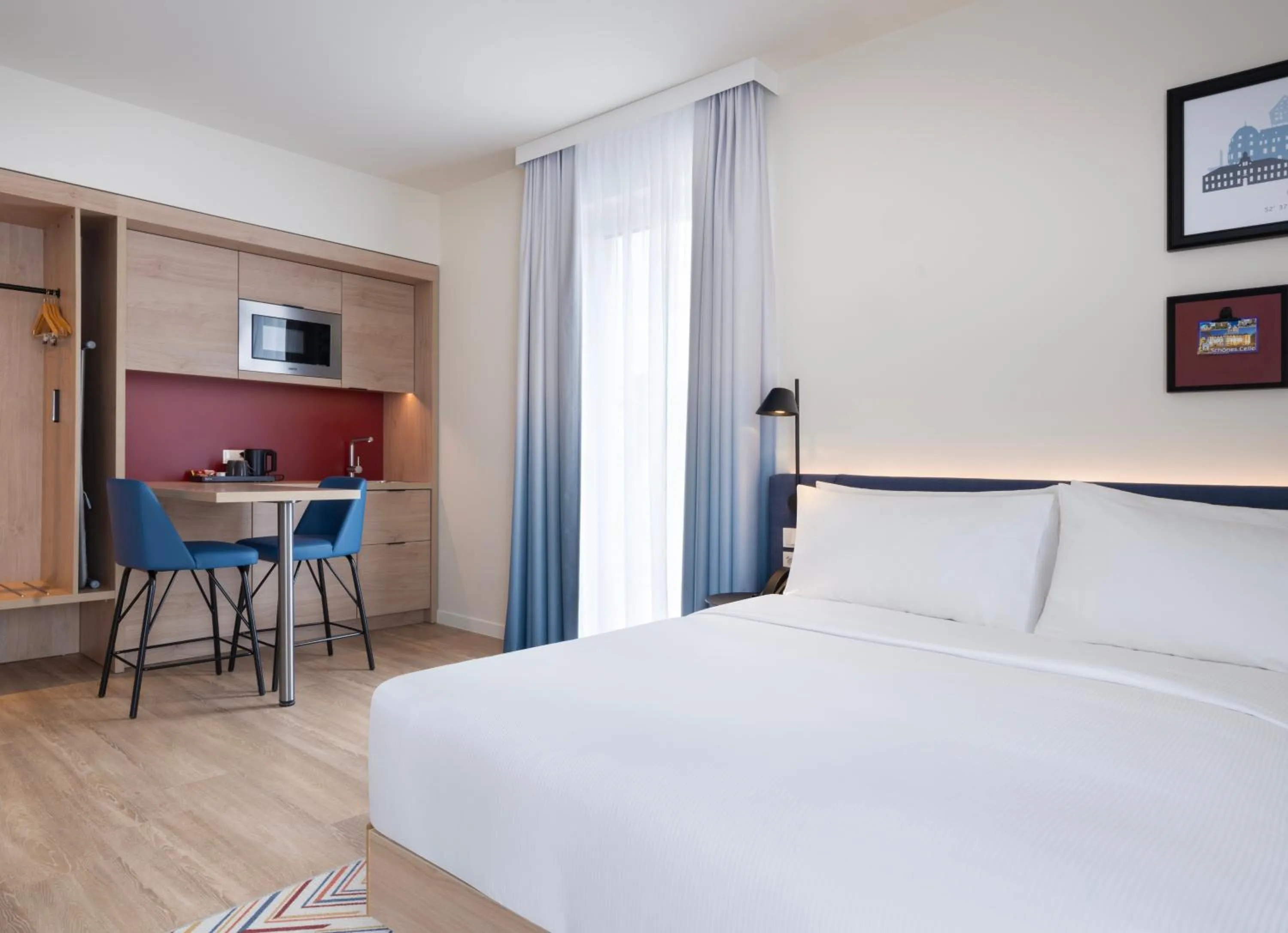 Bed in Hampton By Hilton Celle