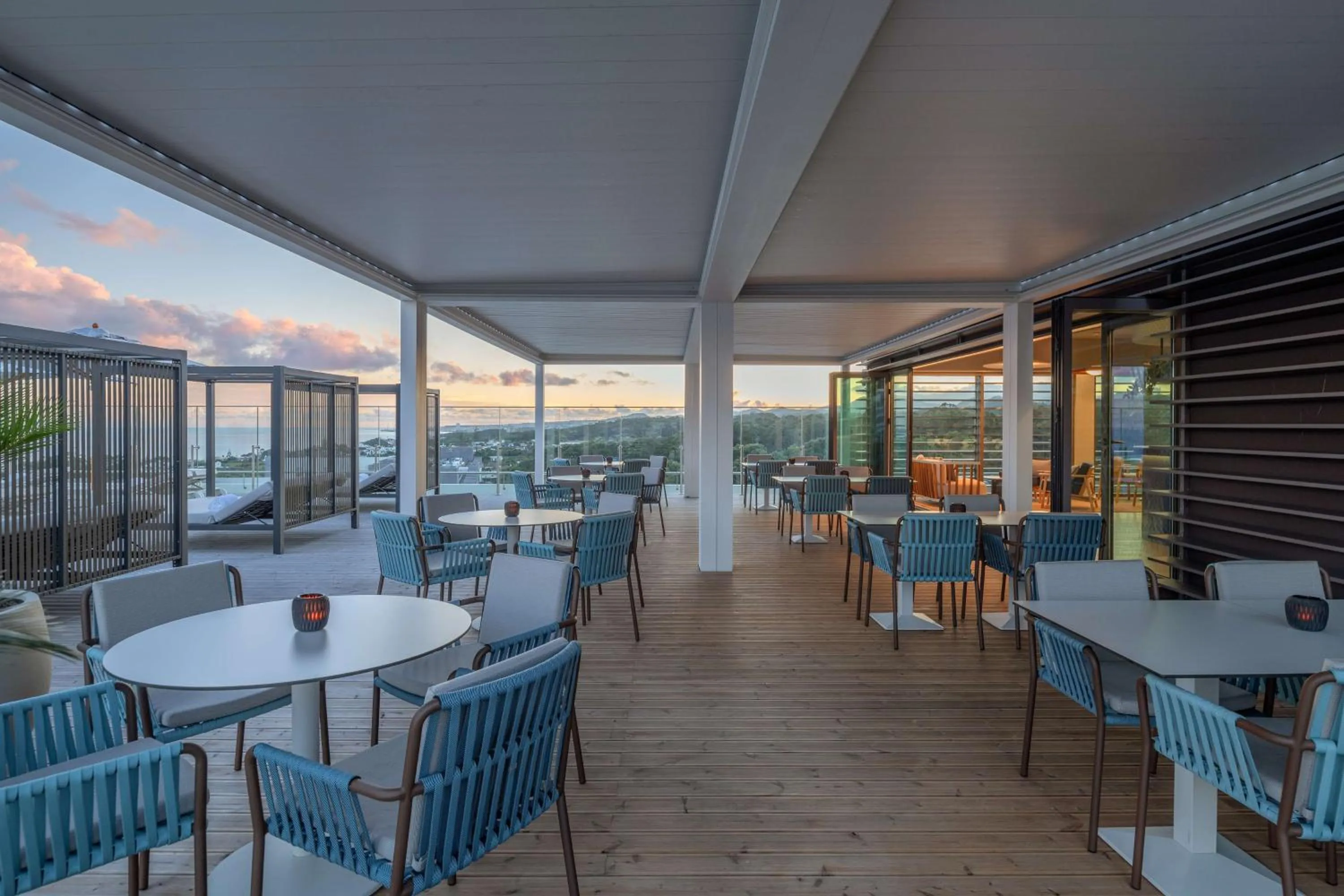 Restaurant/places to eat in Doubletree By Hilton Lagoa Azores