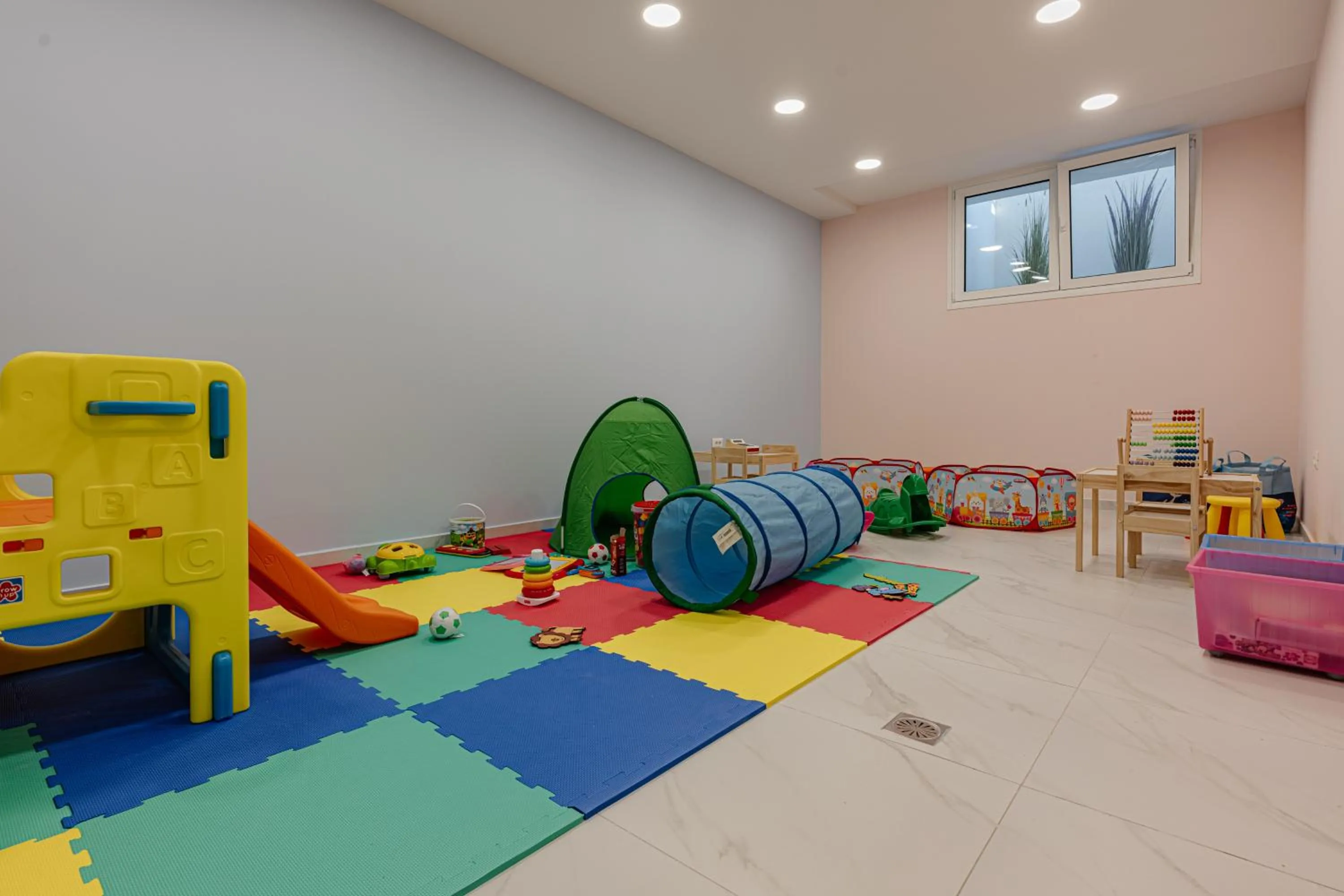 Kids's club in Magique Bleu Suites