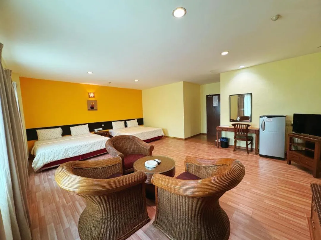 GRAND FAR EAST HOTEL SDN BHD