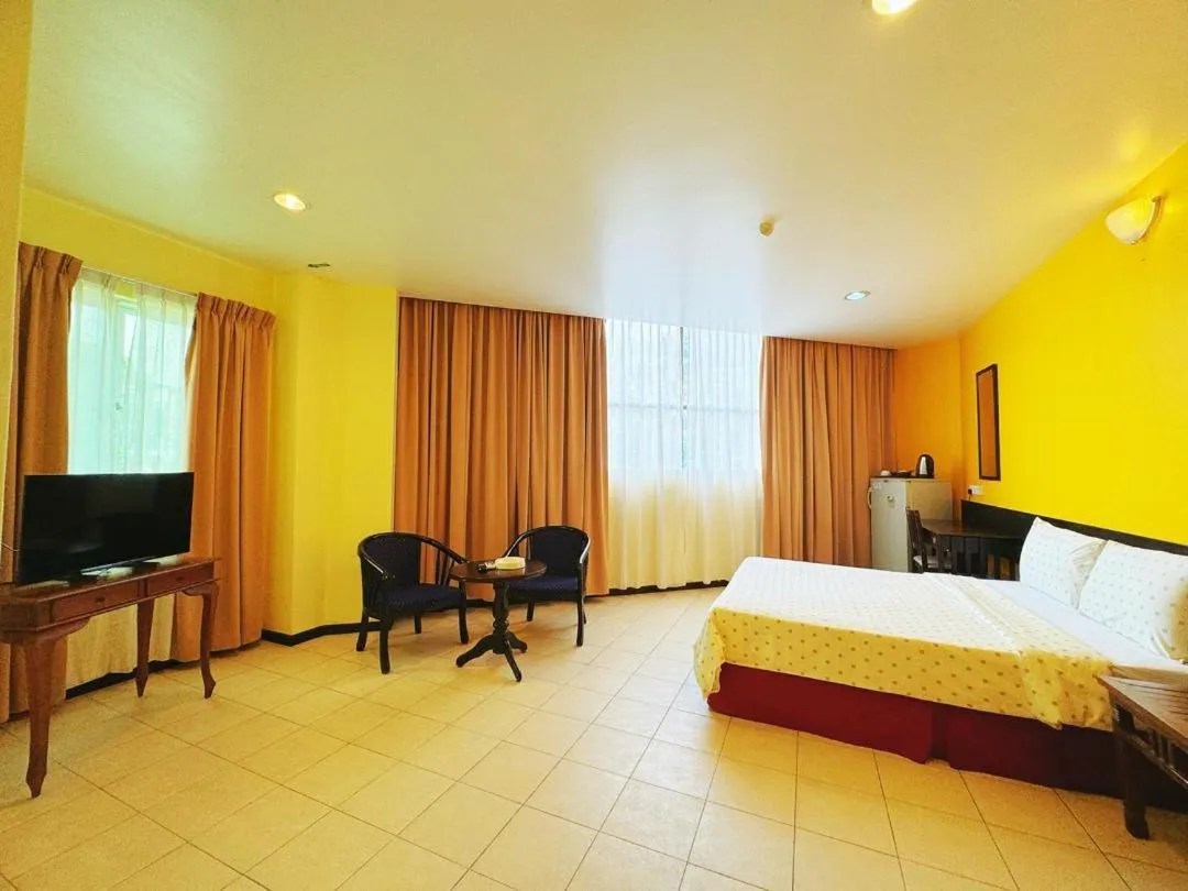 GRAND FAR EAST HOTEL SDN BHD