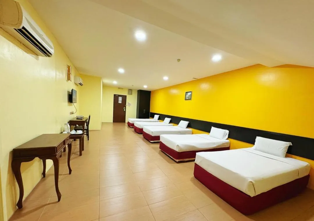 GRAND FAR EAST HOTEL SDN BHD