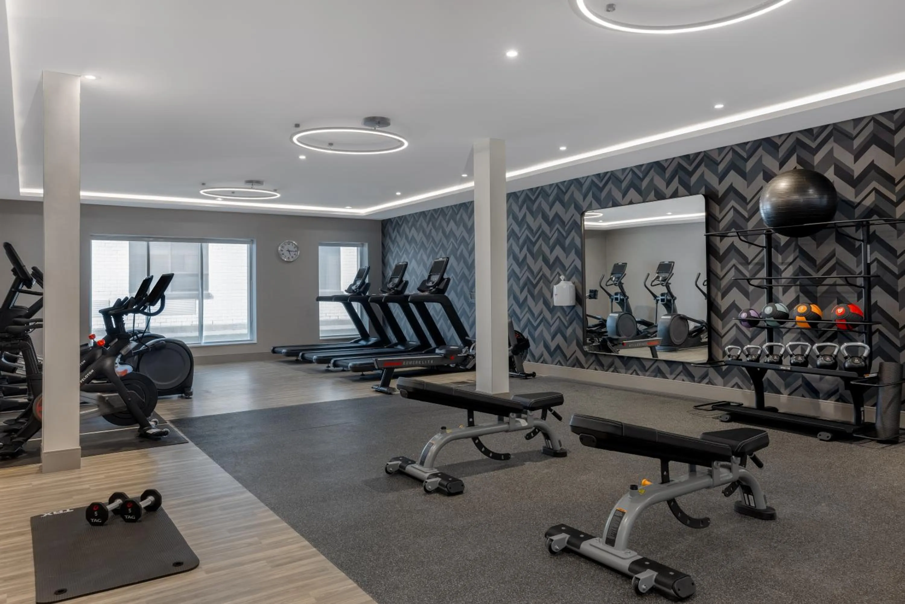 Fitness centre/facilities in Home2 Suites By Hilton Kingston