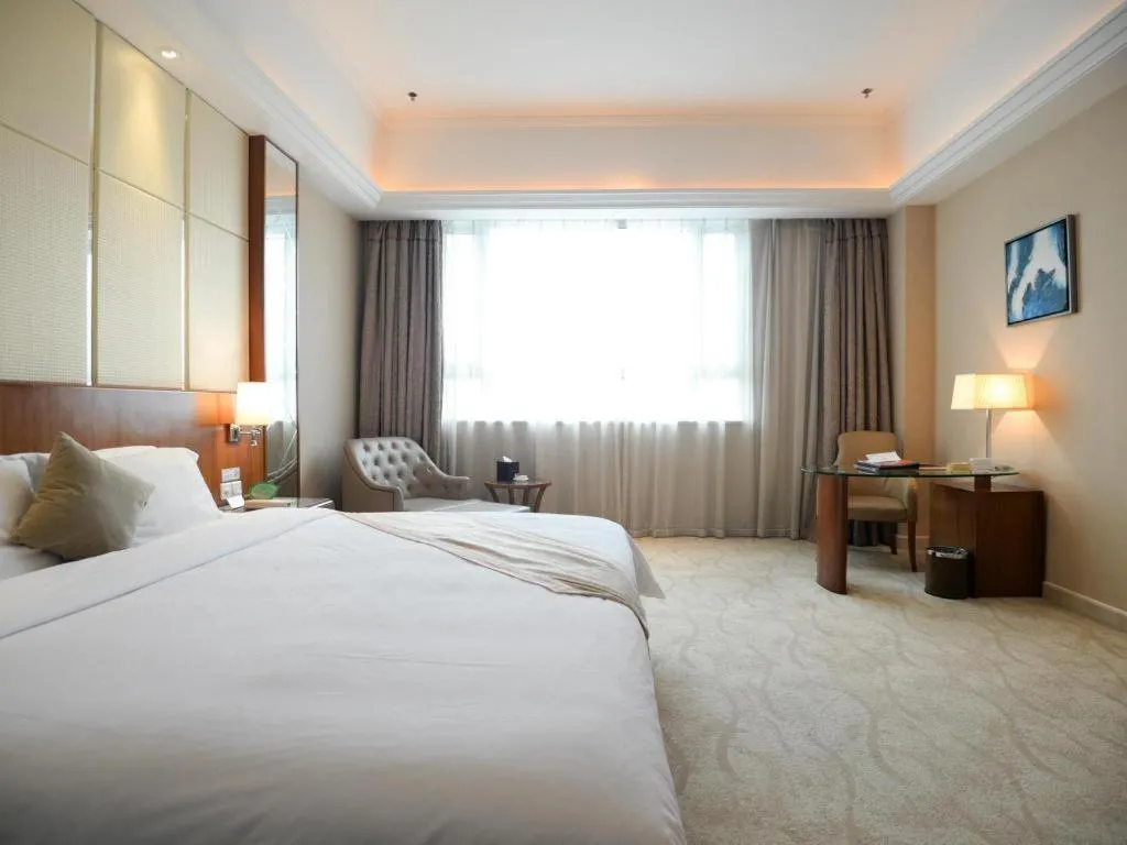 Bed in Regency Hotel