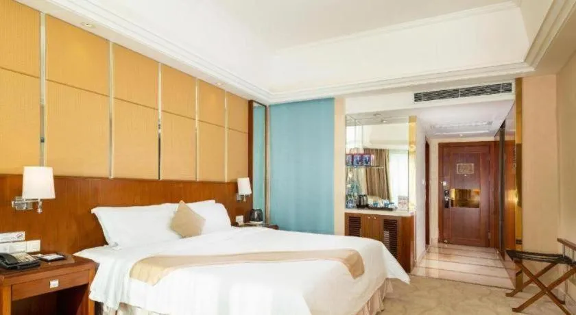 Bed in Regency Hotel