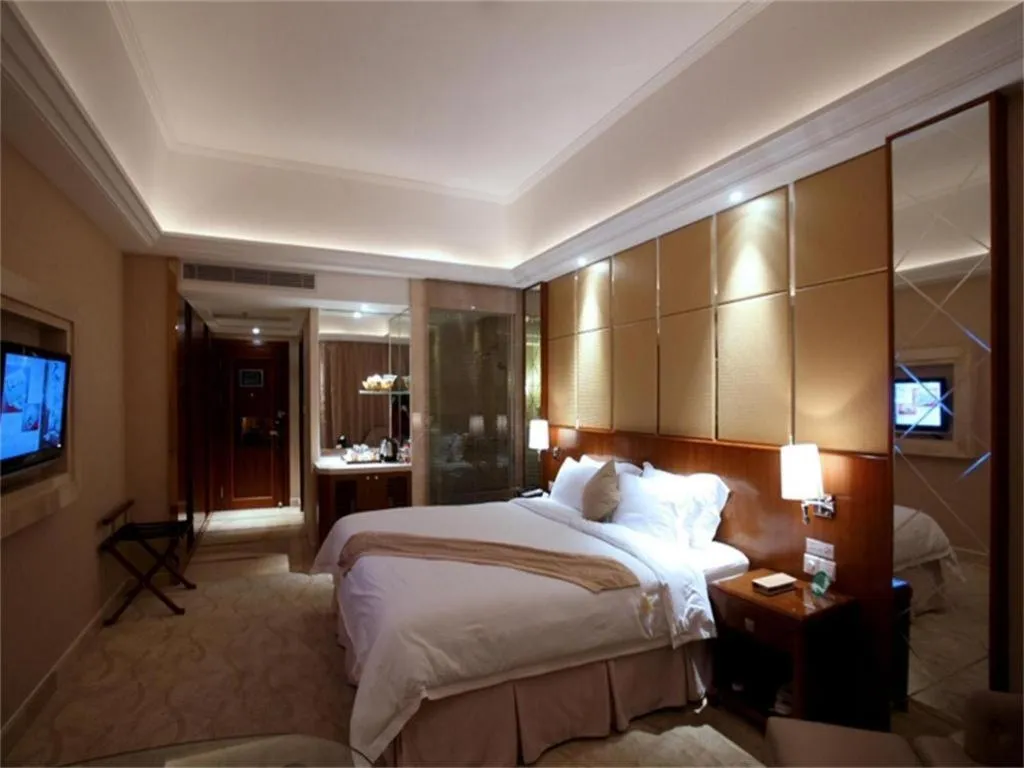 Bed in Regency Hotel