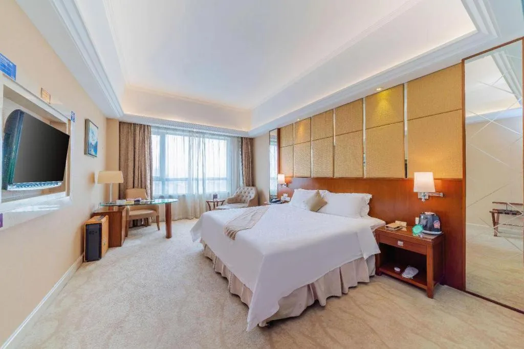 Bed in Regency Hotel