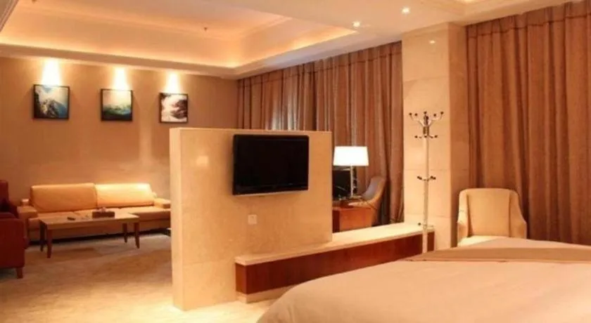 Bed in Regency Hotel