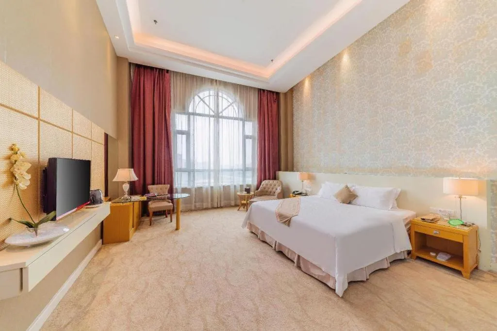 Bed in Regency Hotel