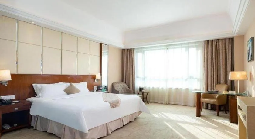 Bed in Regency Hotel