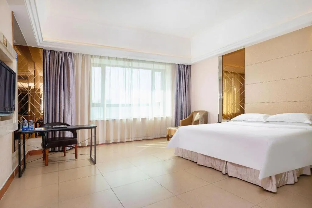 Bed in Regency Hotel