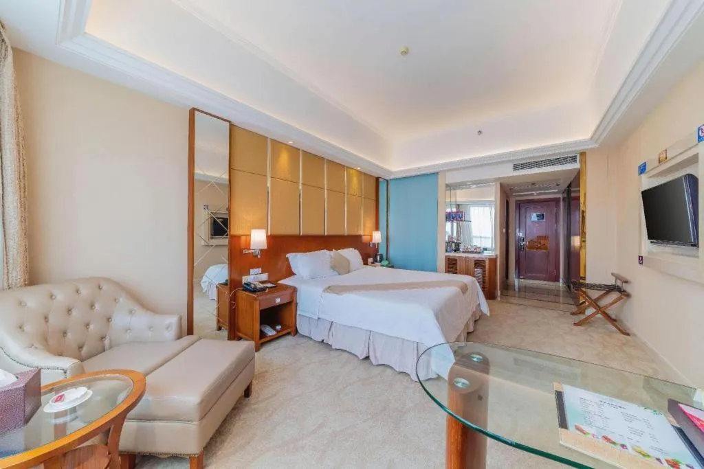 Bed in Regency Hotel