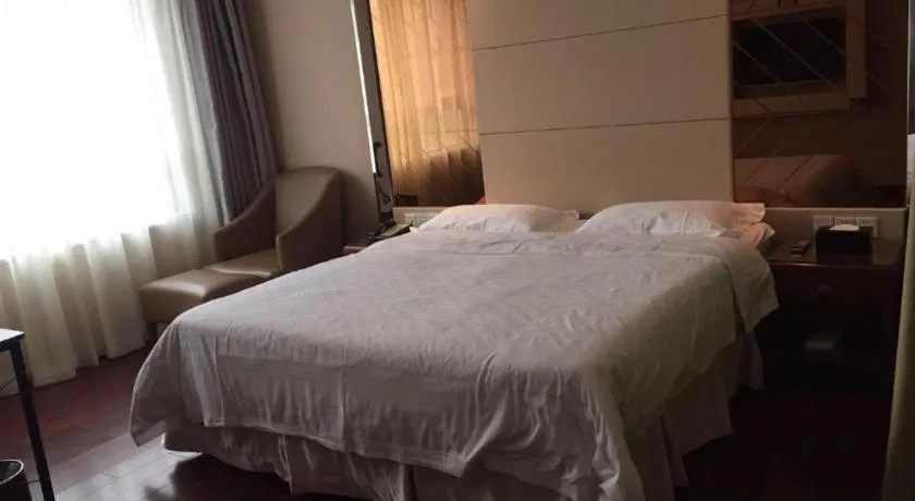 Bed in Regency Hotel