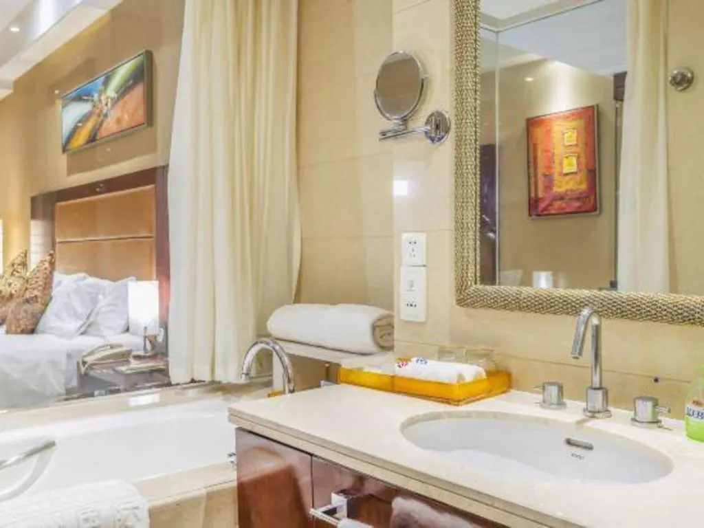 Zhongzhou International Hotel