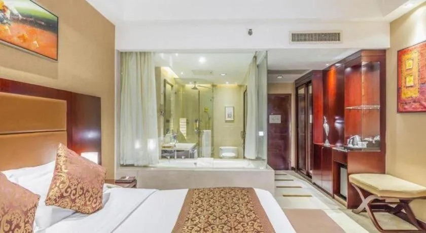 Bed in Zhongzhou International Hotel