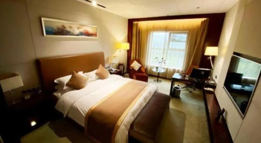 Bed in Zhongzhou International Hotel