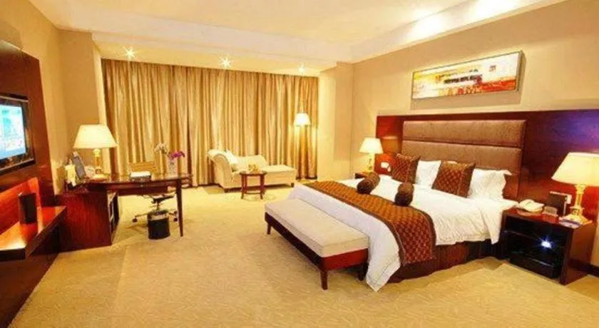Bed in Zhongzhou International Hotel