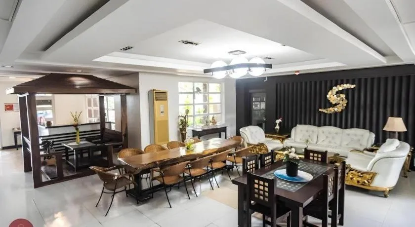 Quezon Premier Hotel - Candelaria