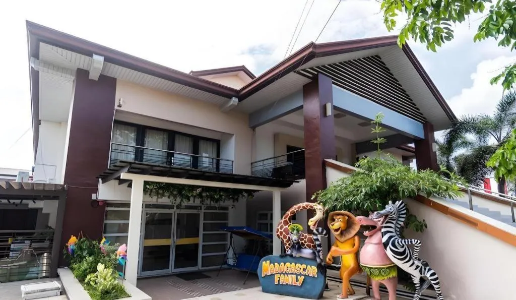 Quezon Premier Hotel - Candelaria