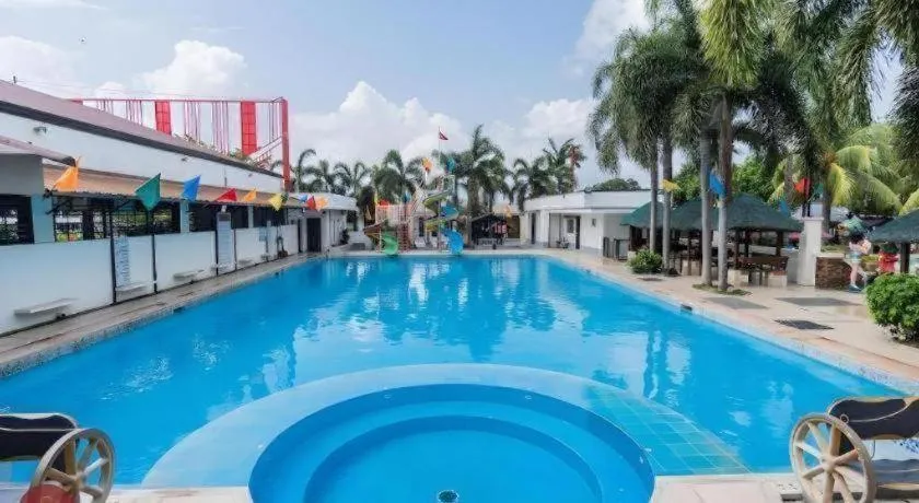 Quezon Premier Hotel - Candelaria