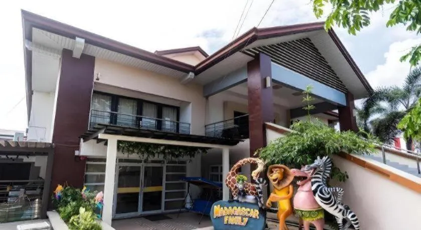 Quezon Premier Hotel - Candelaria