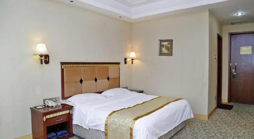 Bed in Shengshi Jinhua Hotel