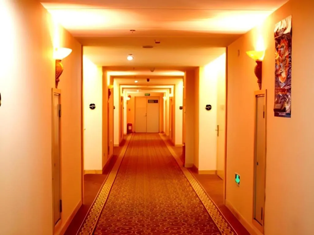 Shengshi Jinhua Hotel