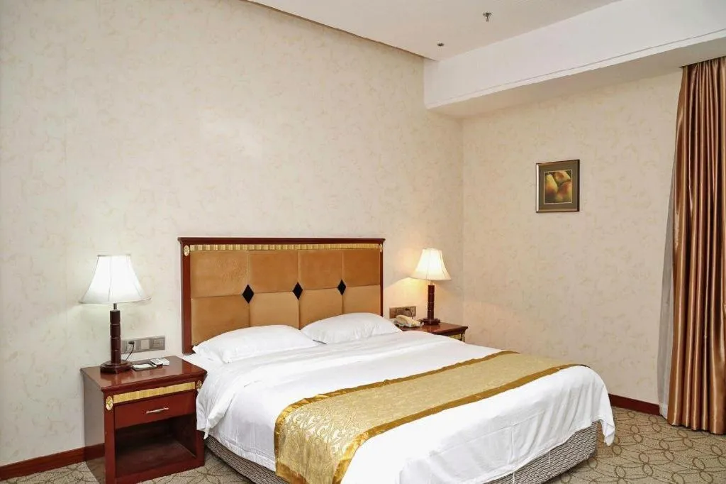 Bed in Shengshi Jinhua Hotel