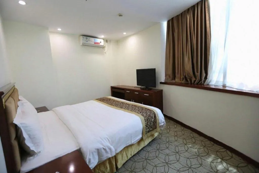 Bed in Shengshi Jinhua Hotel
