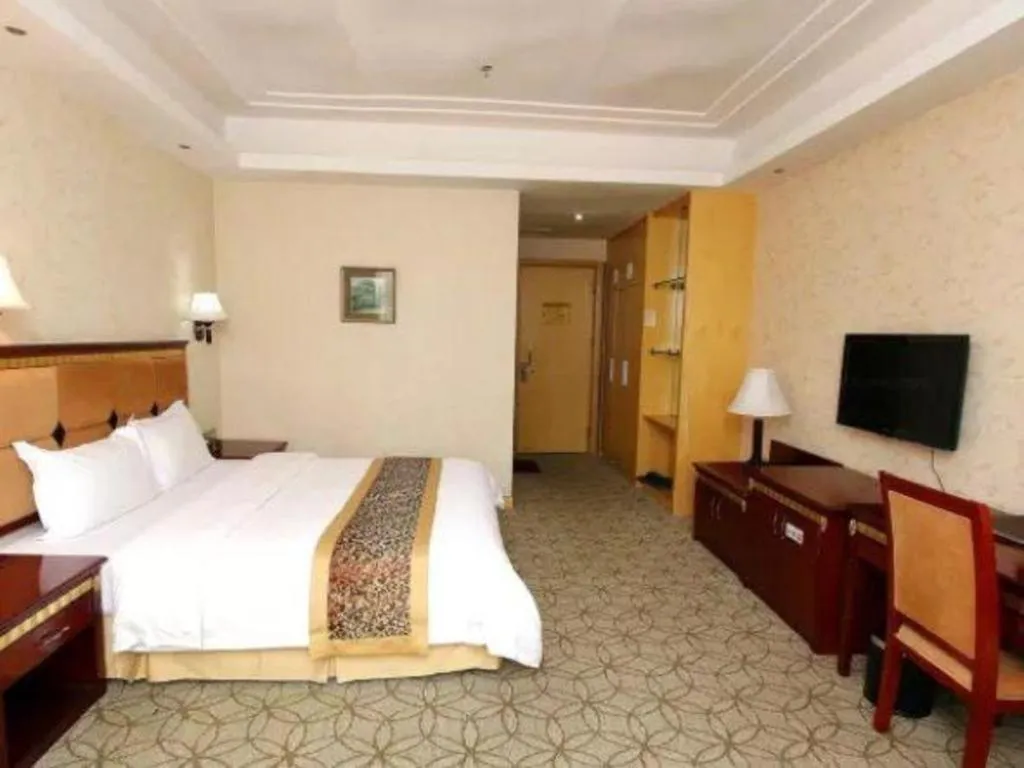 Bed in Shengshi Jinhua Hotel