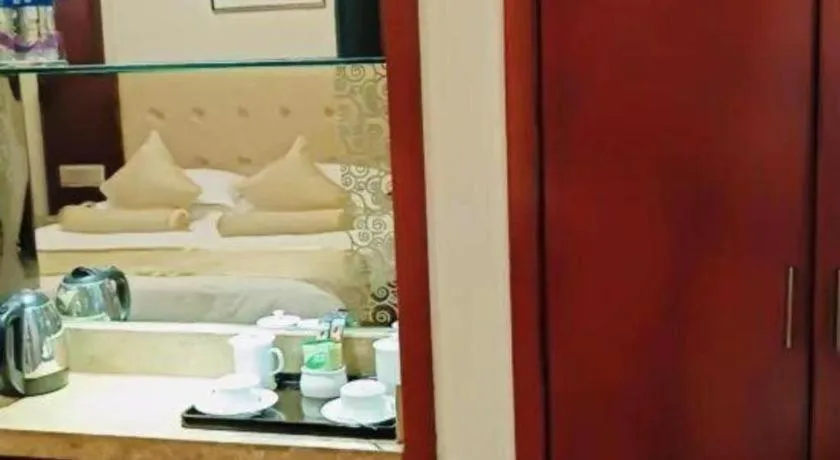 Bed in Shaoxing Yintai Hotel