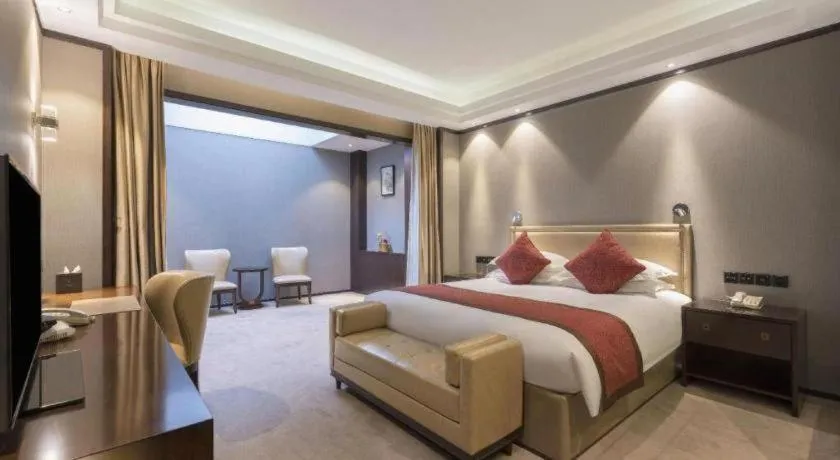 Bed in Shaoxing Yintai Hotel