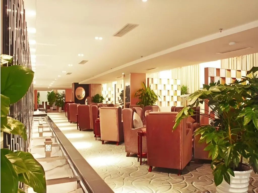 Chengdu Yinsheng International Hotel