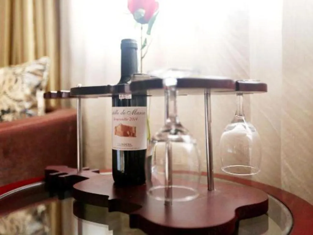 Chengdu Yinsheng International Hotel