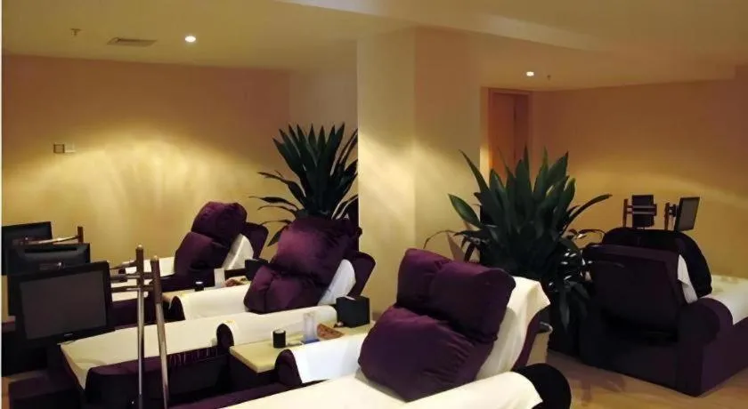 Chengdu Yinsheng International Hotel