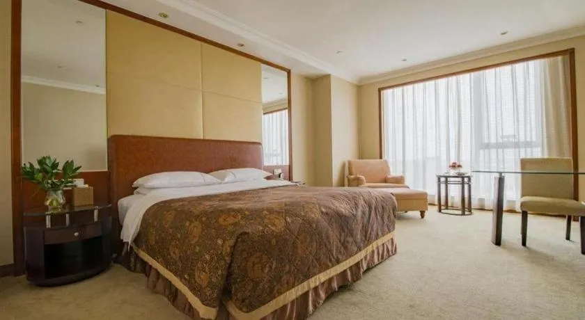 Bed in Dongying Dongsheng Hotel