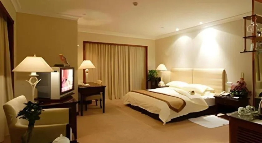 Bed in Dongying Dongsheng Hotel