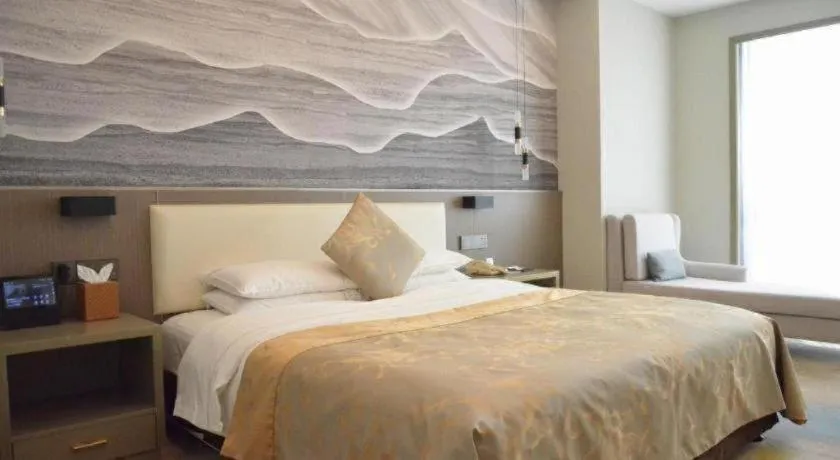 Bed in Dongying Dongsheng Hotel