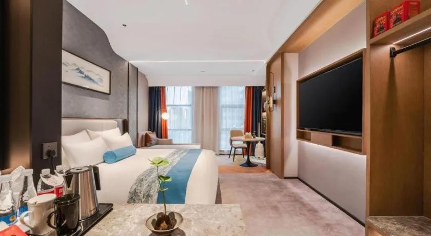 Bed in Ningbo East Shipu Hotel