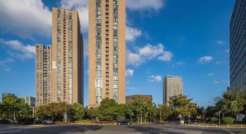 Ningbo East Shipu Hotel