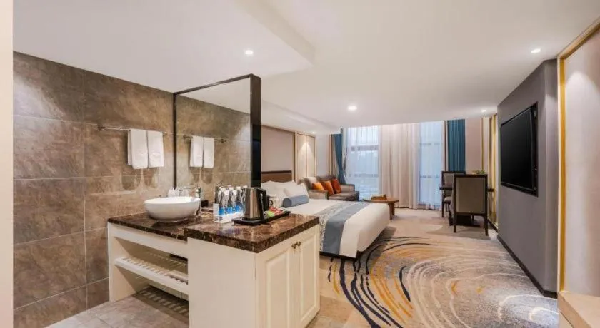 Bed in Ningbo East Shipu Hotel