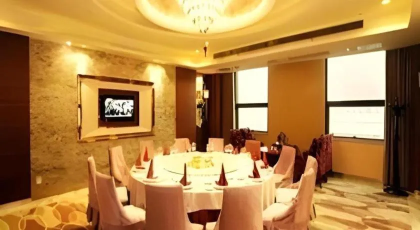 Ningbo East Shipu Hotel