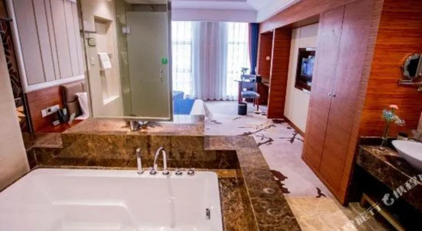 Ningbo East Shipu Hotel