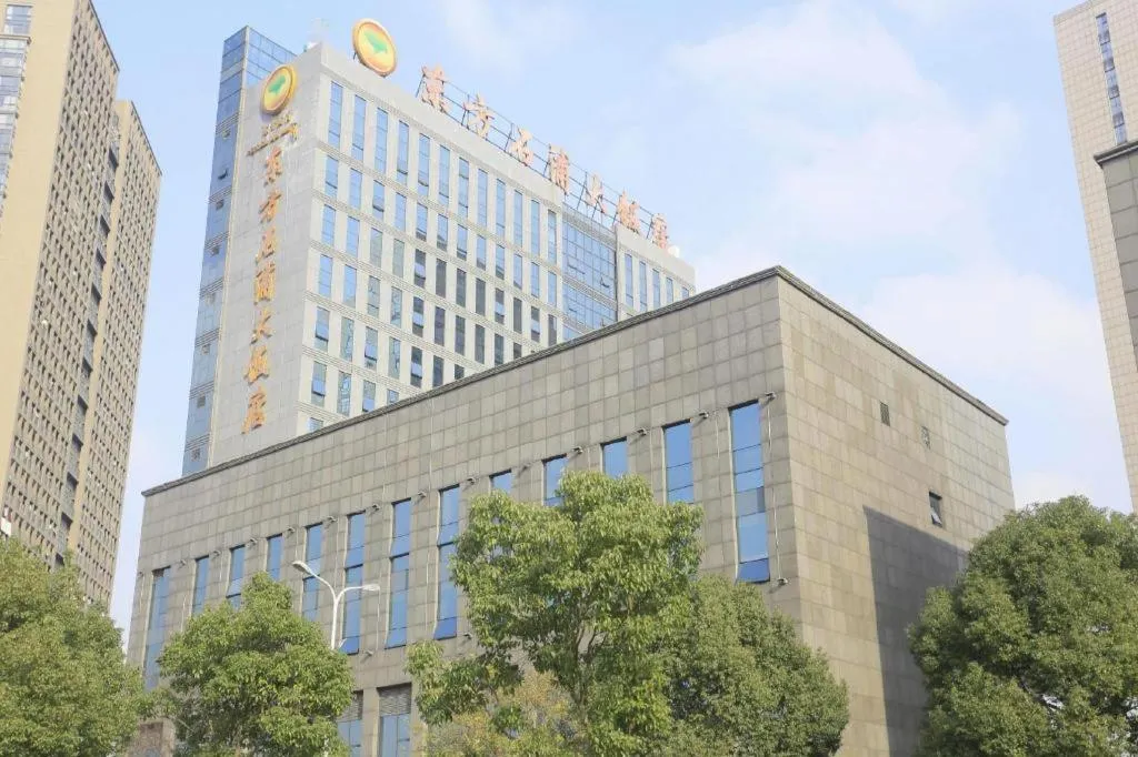 Ningbo East Shipu Hotel